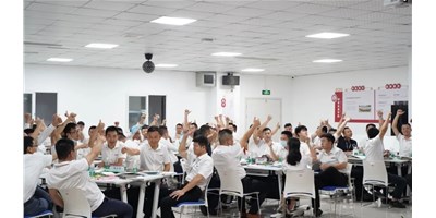 用教育將人才和企業(yè)鏈接，是創(chuàng)世紀(jì)商學(xué)院的使命